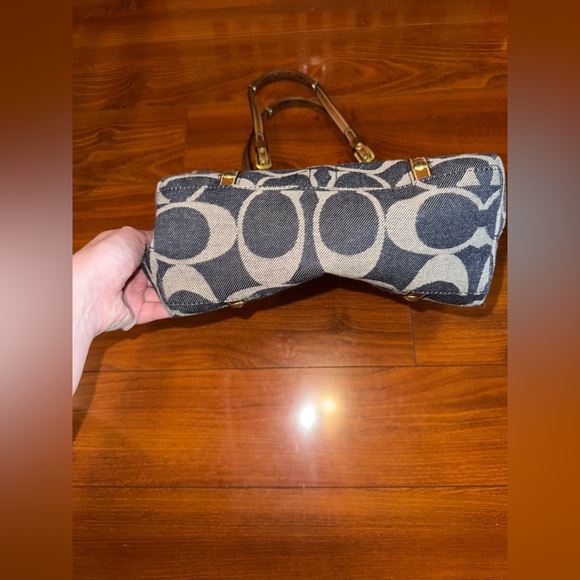 Coach Navy Signature Tote - Picture 3 of 11